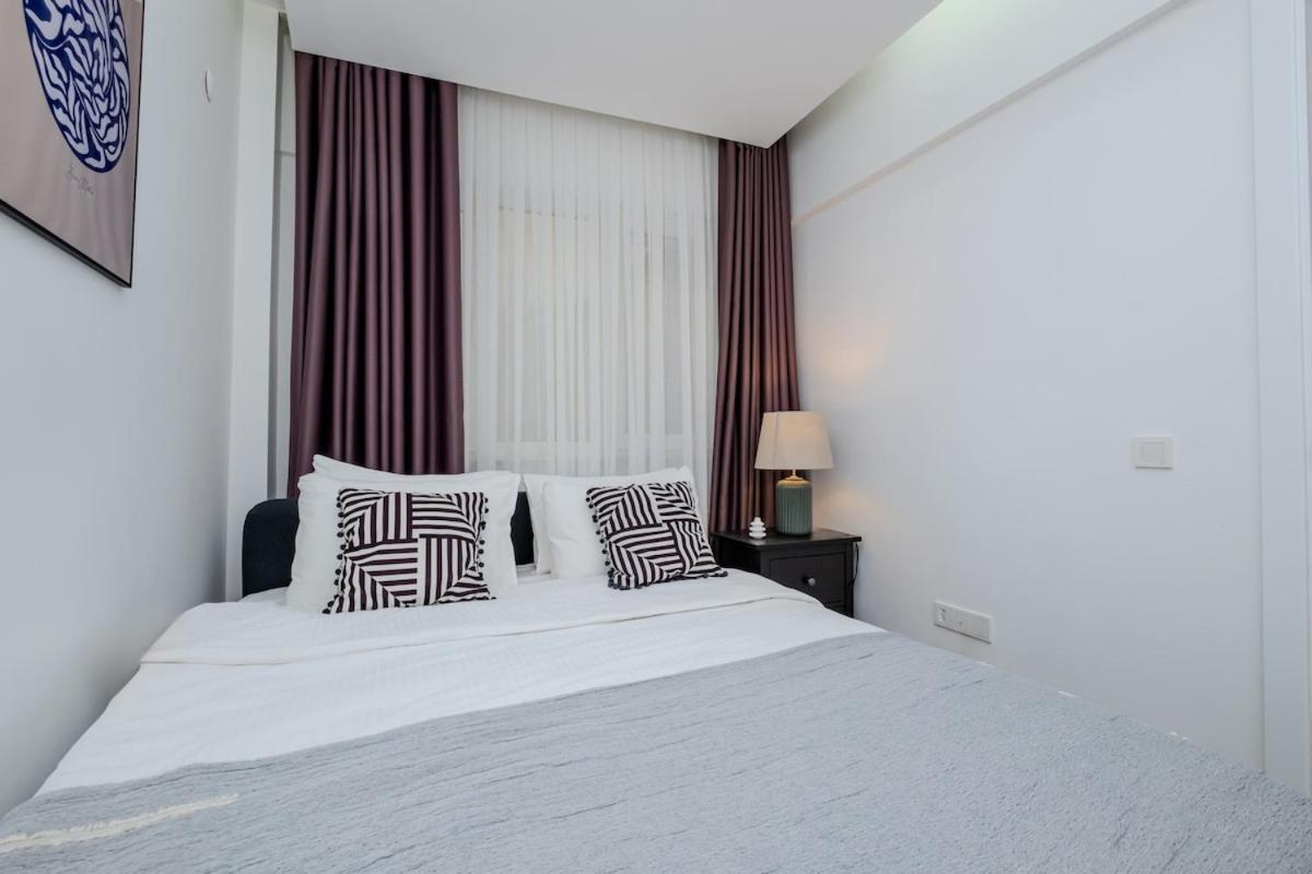 Bosphorus View With Spacious 3 Bedrooms Daire İstanbul