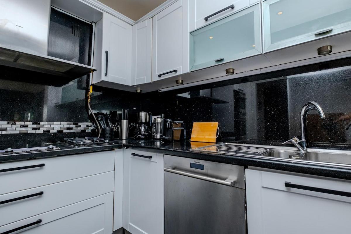Bosphorus View With Spacious 3 Bedrooms İstanbul