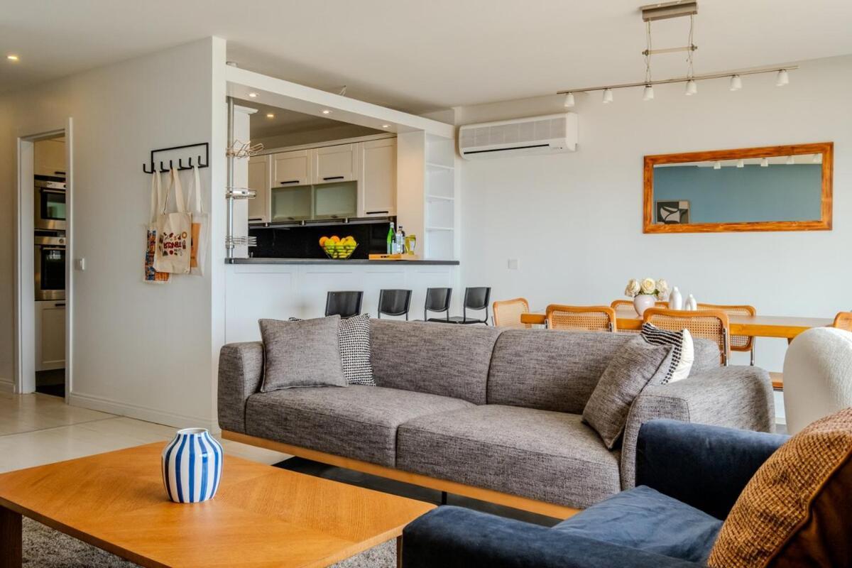 Daire Bosphorus View With Spacious 3 Bedrooms İstanbul
