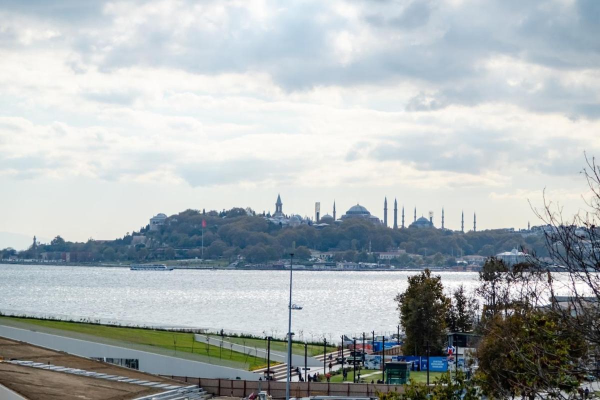 Daire Bosphorus View With Spacious 3 Bedrooms *