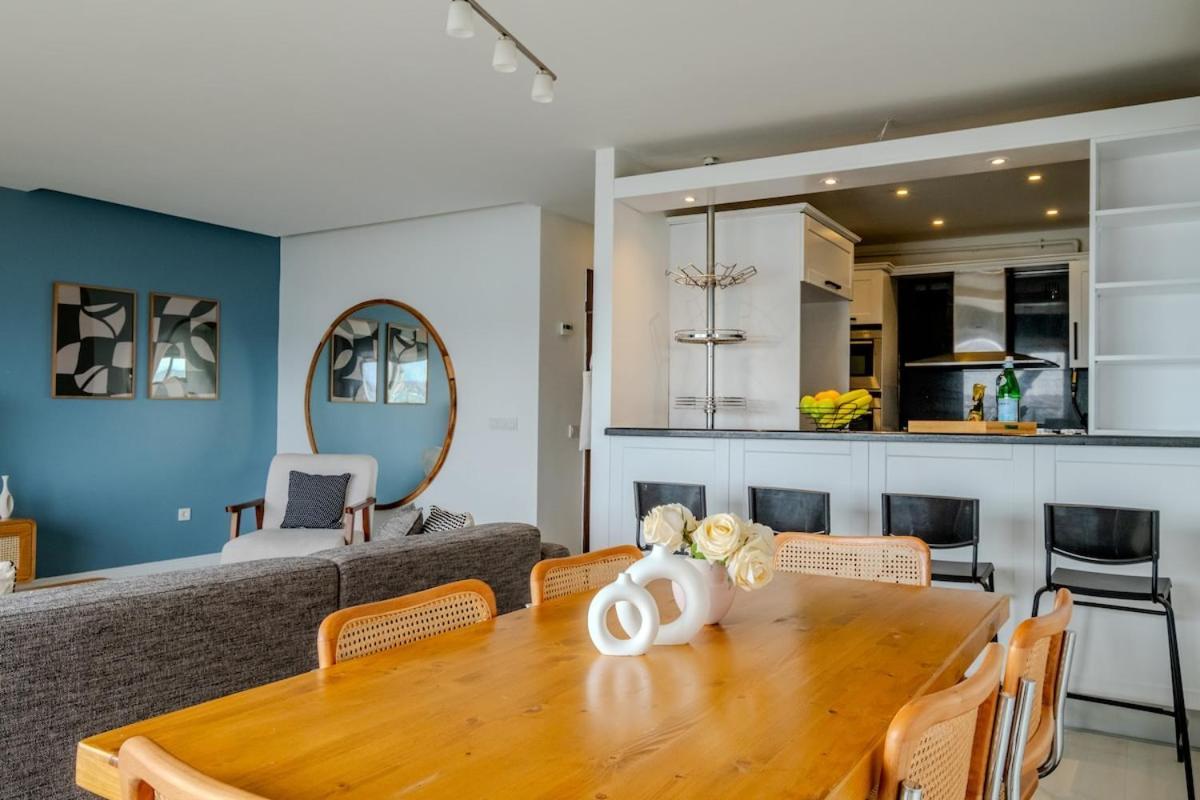 Bosphorus View With Spacious 3 Bedrooms *